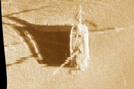 A side scan sonar image of the Royal Albert at the bottom of Lake Ontario.