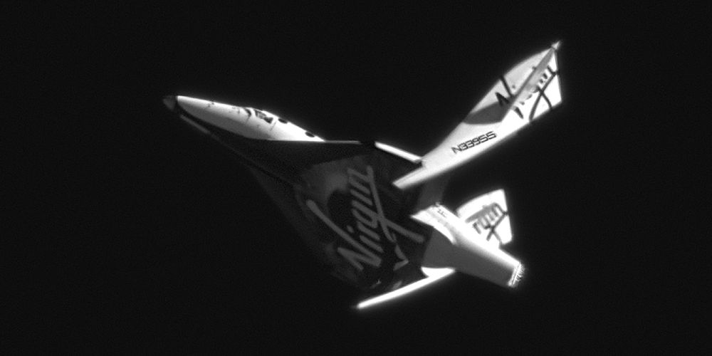 SpaceShipTwoFeatherTest.jpg