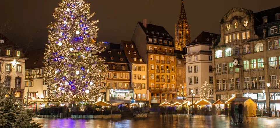  Holiday decorations at Place Kleber, Strasbourg 