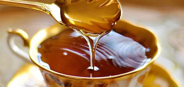 The Science Behind Honey's Eternal Shelf Life | Science| Smithsonian  Magazine