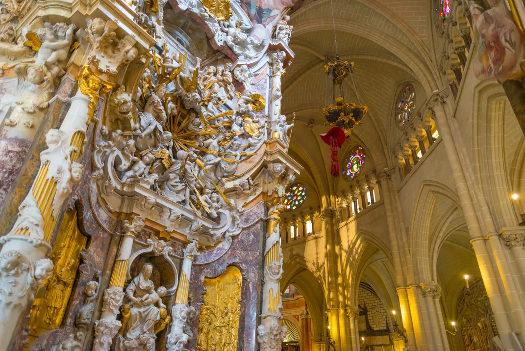 Interior decor of the cathedral, Toledo