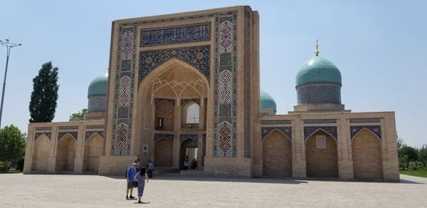 Mosque in Tashkent Uzbekistan thumbnail