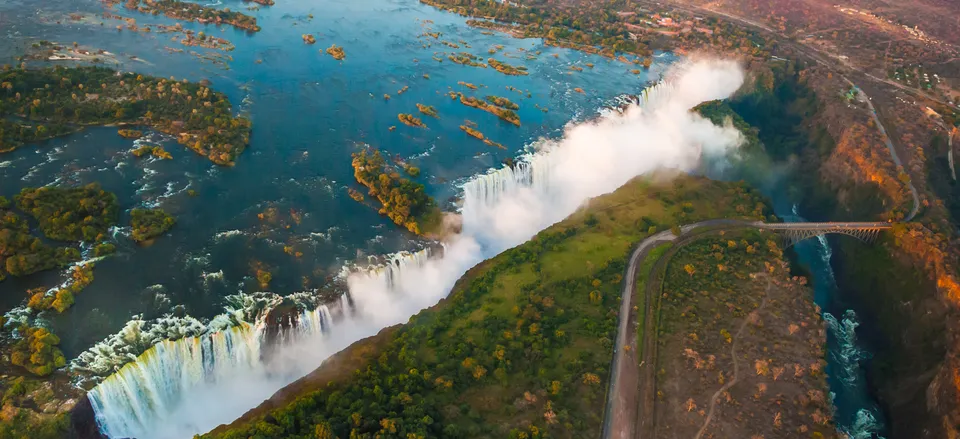  Victoria Falls 