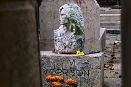 Morrison&#39;s mourners covered the bust in graffiti and chipped off pieces to keep as souvenirs before it was stolen in 1988.