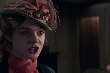 Elle Fanning as author Mary Shelley