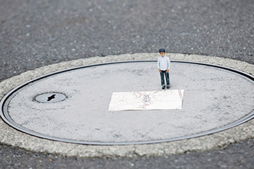 Design-Decoded-Action-Figure-Omote.jpg
