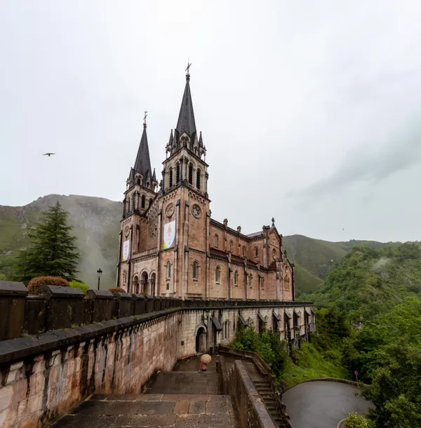 Cathedral's Sprawl thumbnail