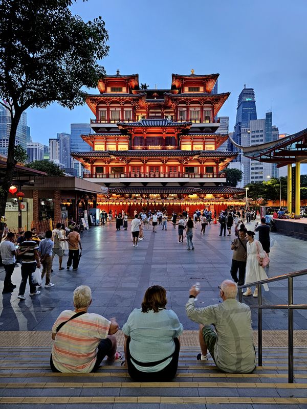 Buddha Tooth Relic Temple, Singapore. thumbnail