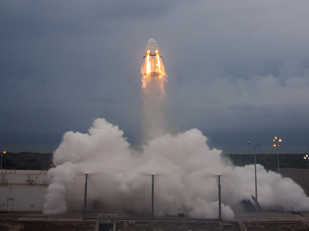 03B_ON2018_SpaceXAbortTest_LIVE.jpg