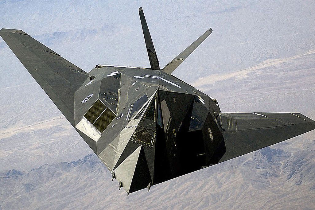 F-117_Nighthawk_Front.jpg