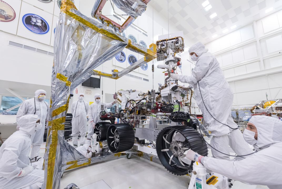 starboard wheels of the Mars 2020 rover