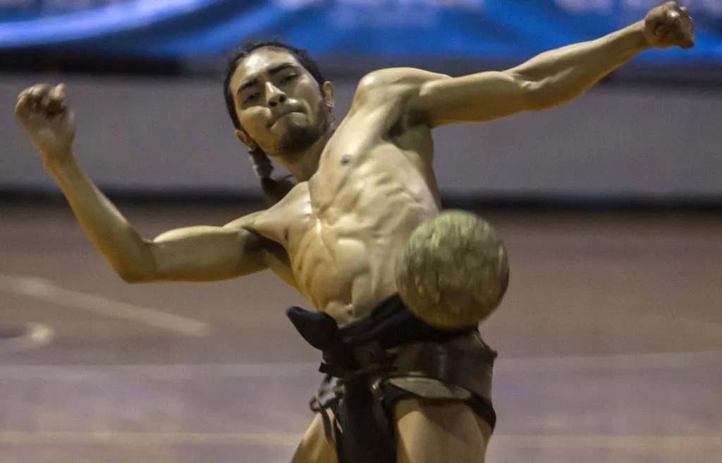 Mexican pok-ta-pok player competes against Belize