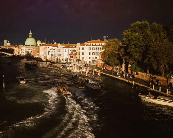 Grand Canal in Venice thumbnail