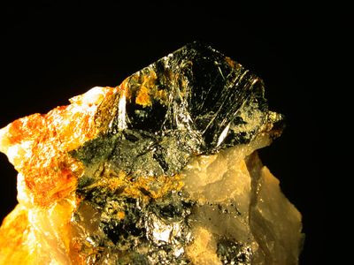 Bluish-gray molybdenite, a molybdenium-sulfur mineral, in quartz from Wisconsin.
