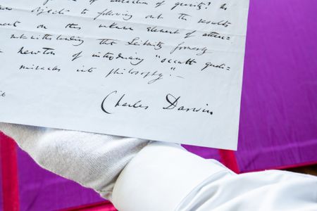 Darwin's signature on the note