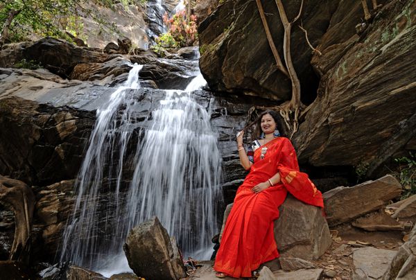 BEAUTY BY THE SPRING thumbnail