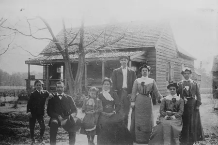 A 1903 photograph of family and relatives of Noah Benenhaley (1860-1939) and his wife, Rosa Benenhaley (1857-1937), both descendants of Joseph Benenhaley.