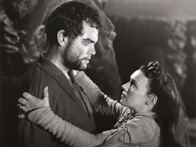 Orson Welles as Macbeth in the 1948 film with Jeannette Nolan as Lady Macbeth