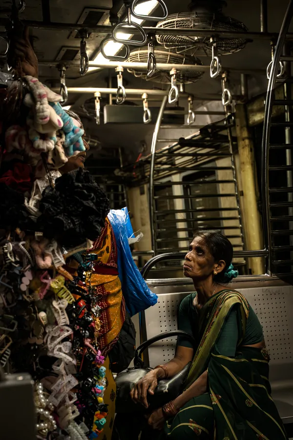 A lady in Mumbai Train thumbnail