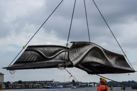 Four robots printed the steel structure in just six months.