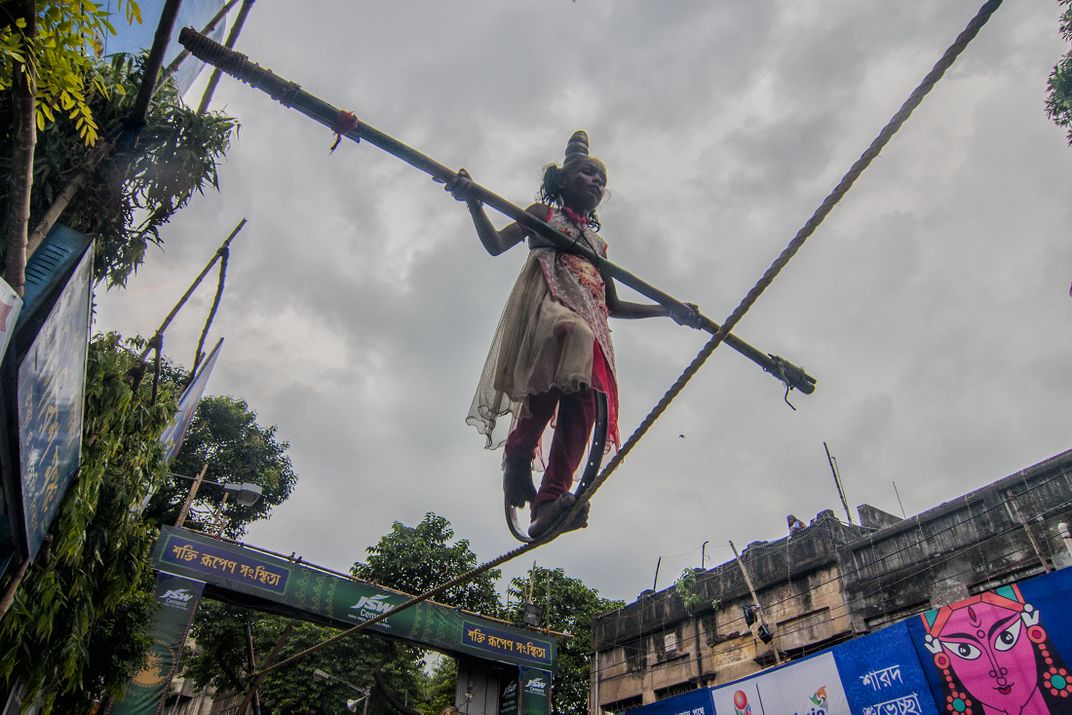 Balancing | Smithsonian Photo Contest | Smithsonian Magazine