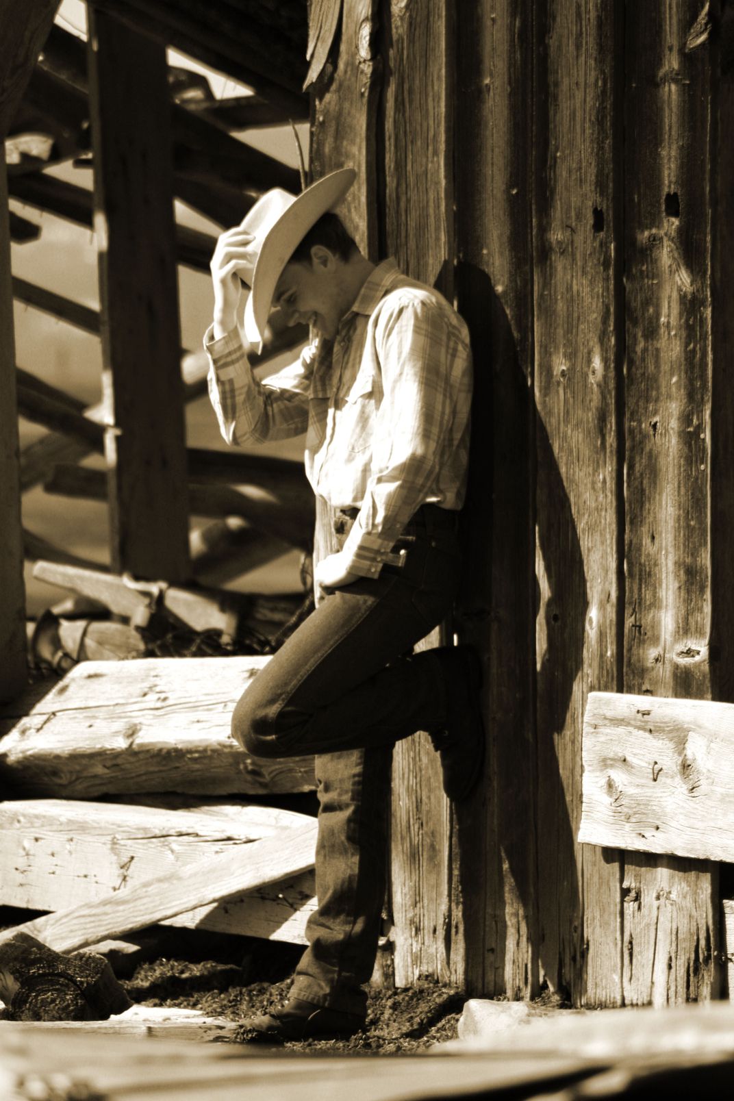 Leaning Cowboy | Smithsonian Photo Contest | Smithsonian Magazine