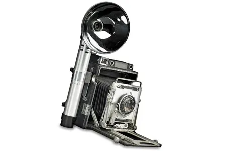The iconic Graflex Speed Graphic was used by photojournalists from the 1930s to the late 1950s.