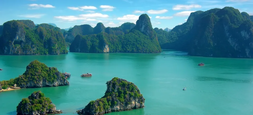  The breathtaking Ha Long Bay 