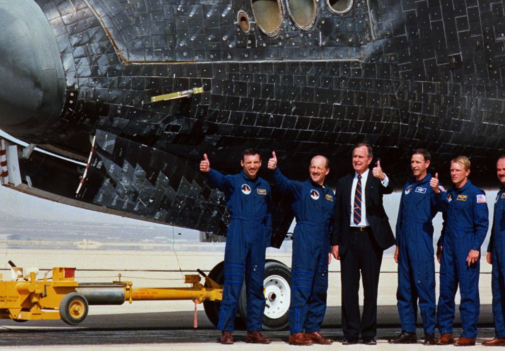 STS-26 Landing.jpg