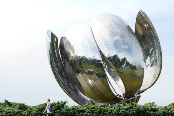 Floralis Genérica thumbnail