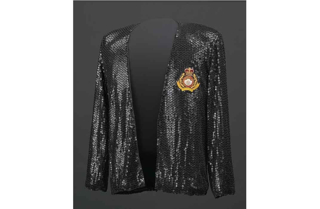 Lot Detail - Michael Jackson's Iconic ''Beat It'' Stage-Worn Jacket --  Signed by the King of Pop in the ''Thriller'' Era in 1988