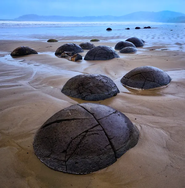 Moeraki boulders, New Zealand thumbnail