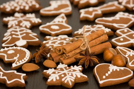 Holiday spices have a long history, stretching back hundreds of years. (Alamy)
