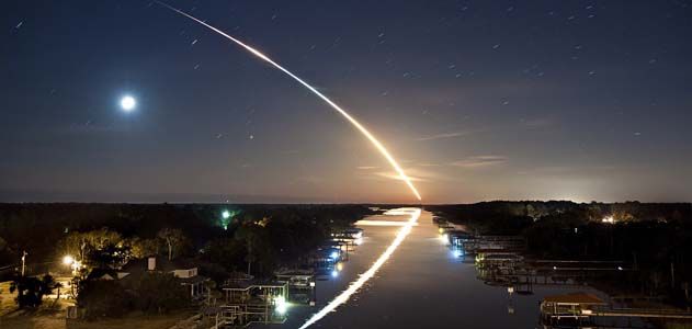 STS-130-reflection-flash.jpg