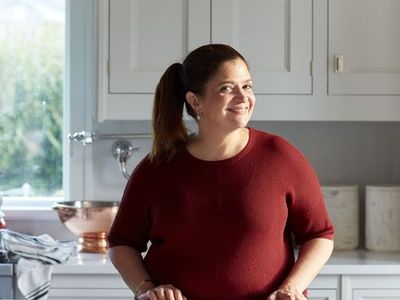 Alex Guarnaschelli talks about cooking with family connections in a live Smithsonian Associates program streaming Dec. 8.