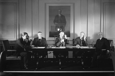 President Coolidge conducts the first official transatlantic phone call with the king of Spain in 1927
