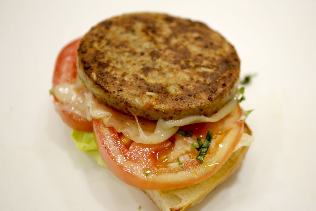 veggie burger