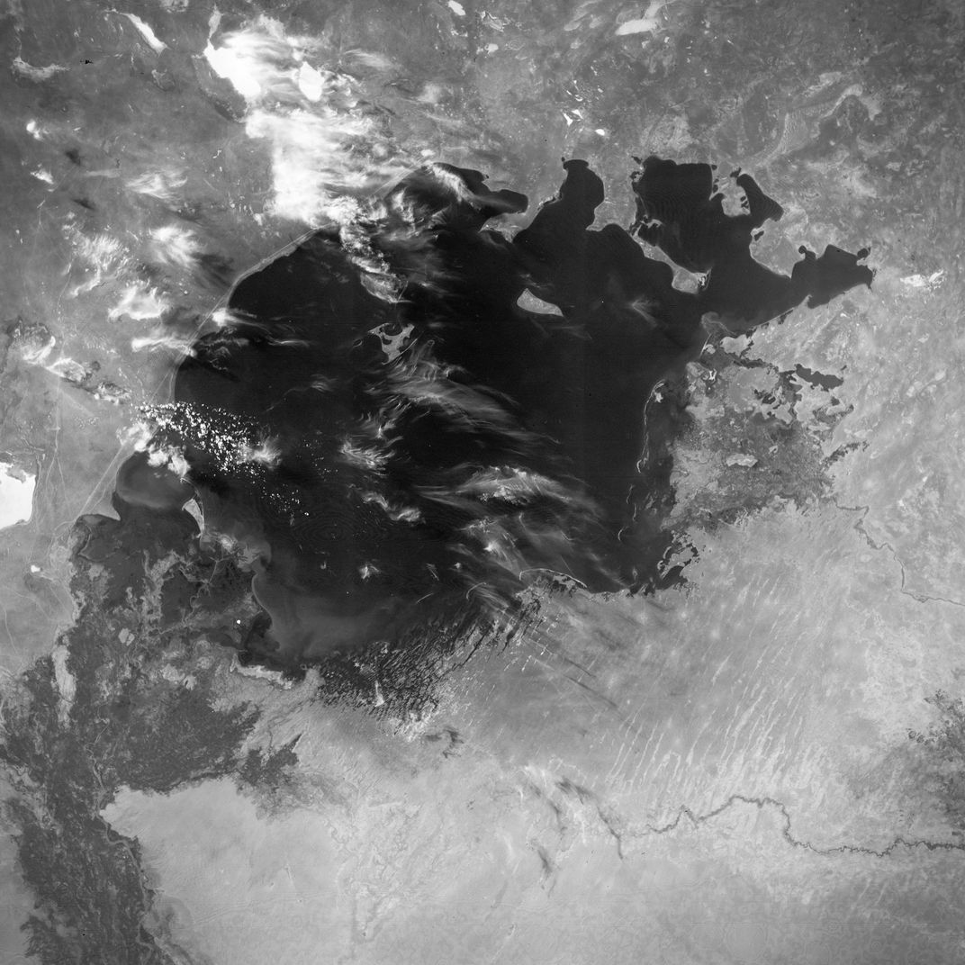 The Aral Sea in 1964. <a href="http://earthobservatory.nasa.gov/IOTD/view.php?id=77193">U.S. Air Force/NASA Earth Observatory</a>