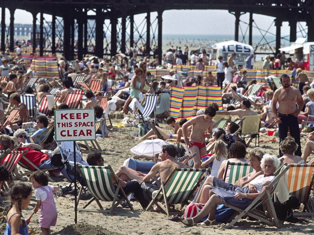 2Blackpool-england.jpg