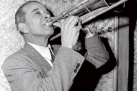 Ory in November 1945, during his comeback after working as a janitor. 