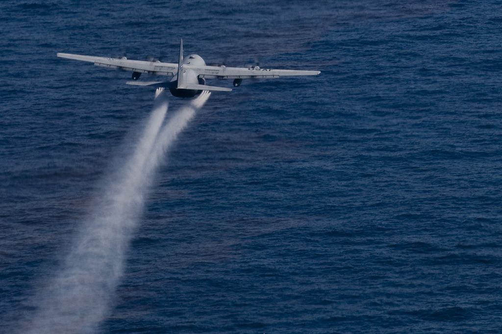 Jet dropping oil dispersant 