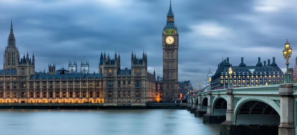  Houses of Parliament and Big Ben 