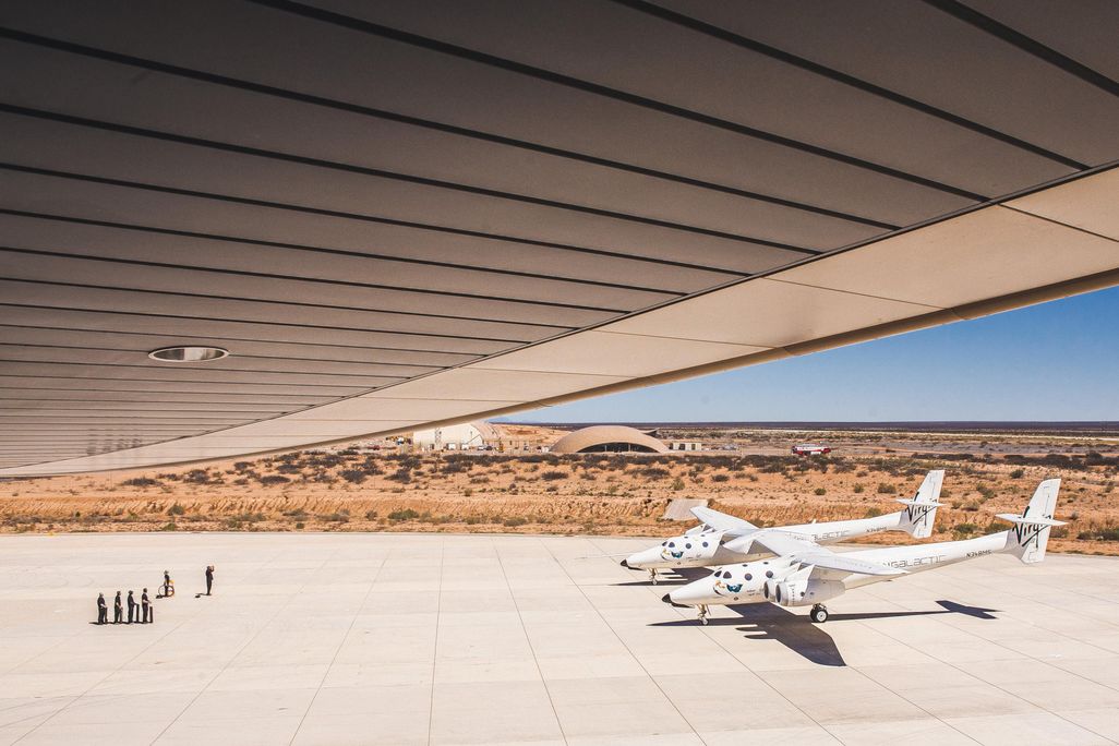 Virgin Galactic WhiteKnightTwo carrier ship