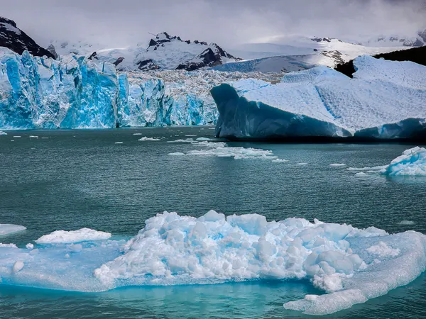 A world of Patagonian Ice thumbnail