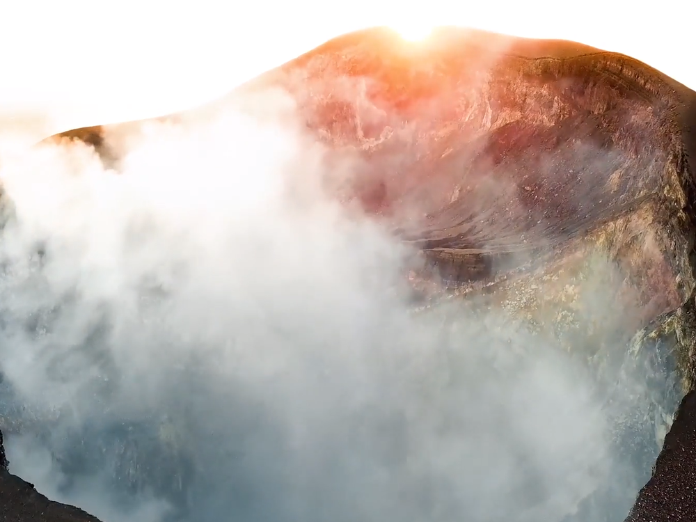 Smithsonian Geologist Liz Cottrell answers your questions in the National Museum of Natural History’s YouTube series, “The Doctor Is In.” (Smithsonian Institution)