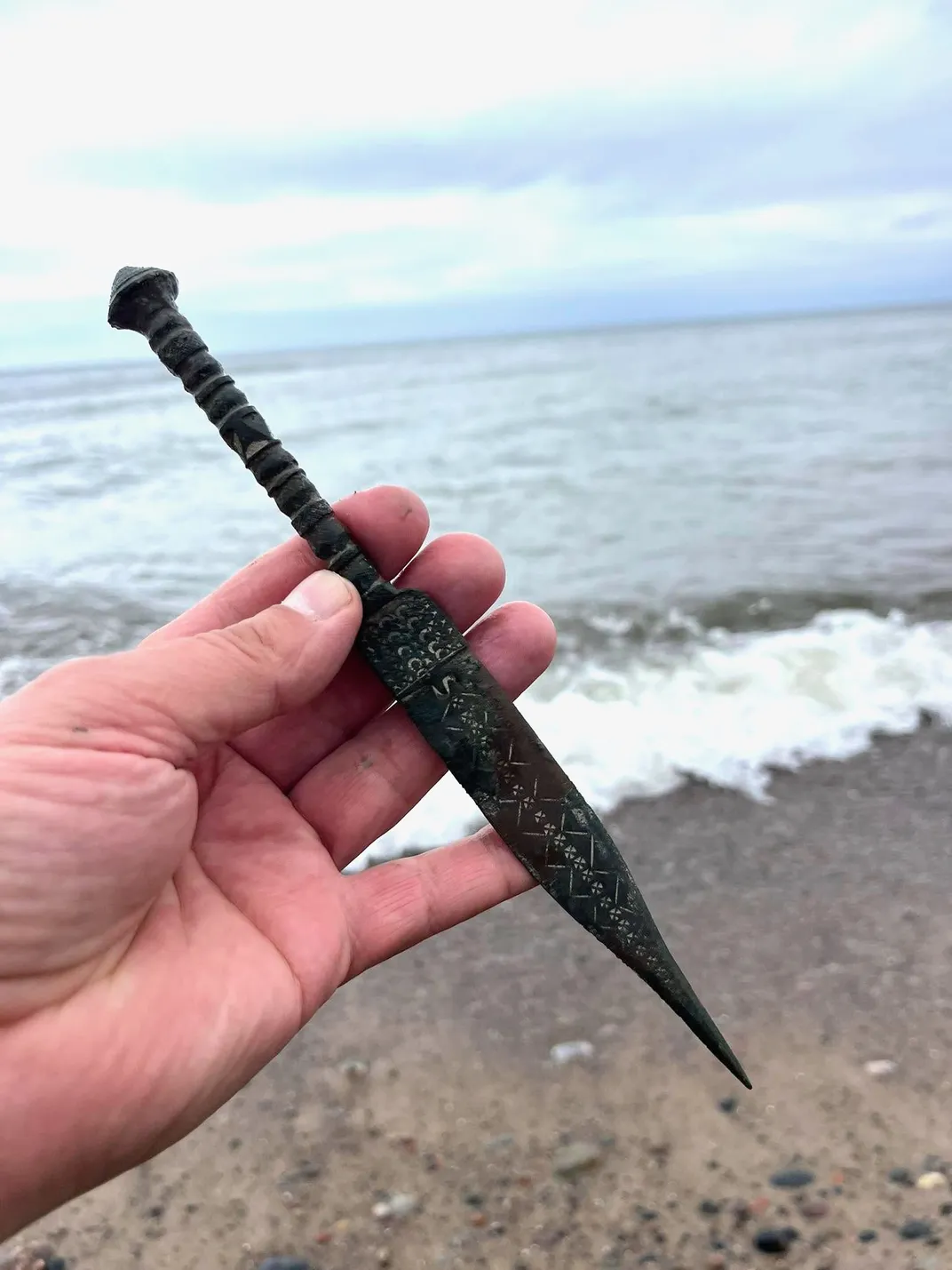 dagger