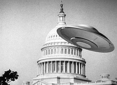 Film still from Earth vs. the Flying Saucers (1956)