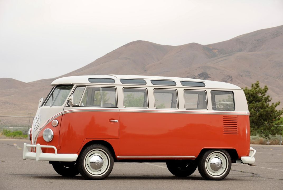 Hopelijk regen brand How the Volkswagen Bus Became a Symbol of Counterculture | Innovation|  Smithsonian Magazine