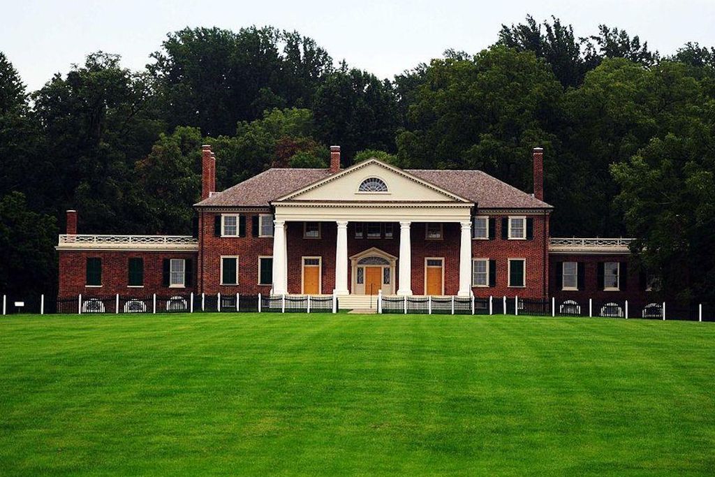 James_Madison's_Montpelier.jpg