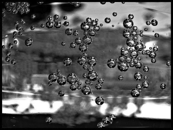 20121025010029gas-bubbles1.jpg